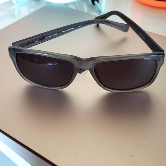 Michael Kors Preston sun glasses